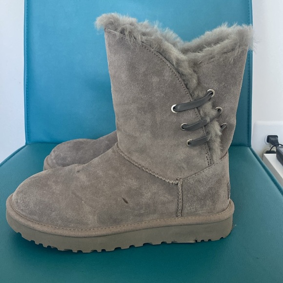 UGG Charcoal Constantine Ribbon-Accent Boot - Picture 4 of 9